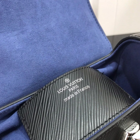 LOUIS PM TWIST VUITTON 0509